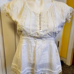 Women's size small blouse